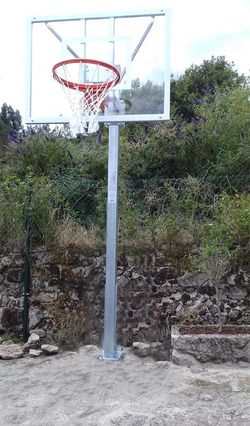 Juego canastas minibasket galvanizadas monotubo 114mm fijas (sin tablero, aro ni redes)