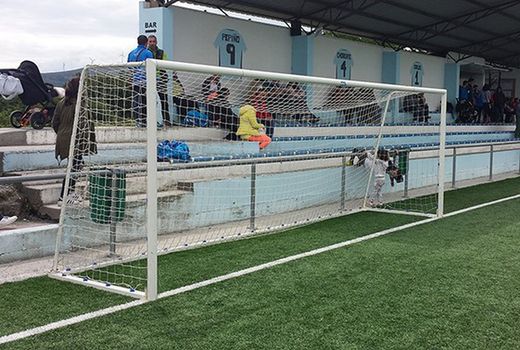 Trasferisci porte da calcio in metallo 11