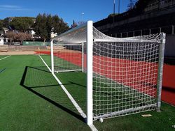 Juego porterías aluminio fútbol 7  90 mm abatibles con arquillos galvanizados en caliente